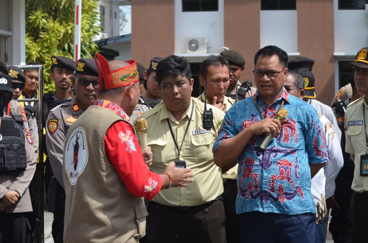 Aneh, Penghancur Masyarakat Dayak, Hanya Dituntut 6 Tahun