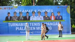 Gubernur Buka Turnamen Tenis Piala Isen Mulang 2025