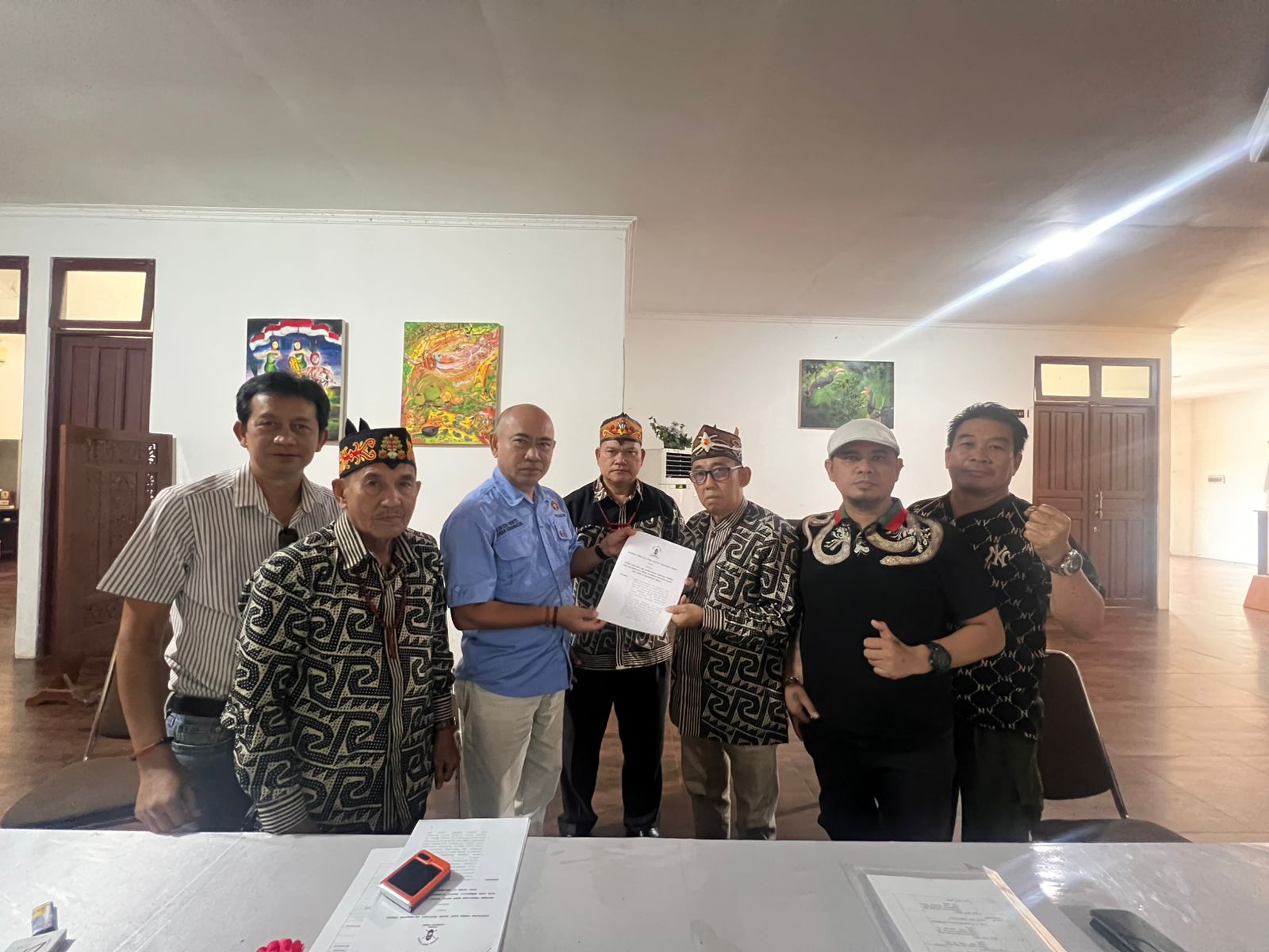 GDAN Serahkan Konsep Sanksi Adat Terhadap Pelaku Peredaran Gelap Narkoba