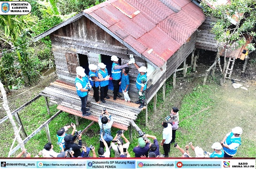 Langkah Hebat, Bupati Heriyus Resmikan Penyalaan Listrik di 22 Desa