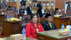 Warga Kelurahan Menteng Minta Normalisasi Drainase Warga Kelurahan Menteng Minta Normalisasi Drainase