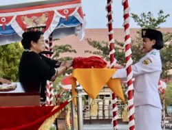 Wabup Pimpin Upacara Penurunan Bendera HUT ke-80 RI