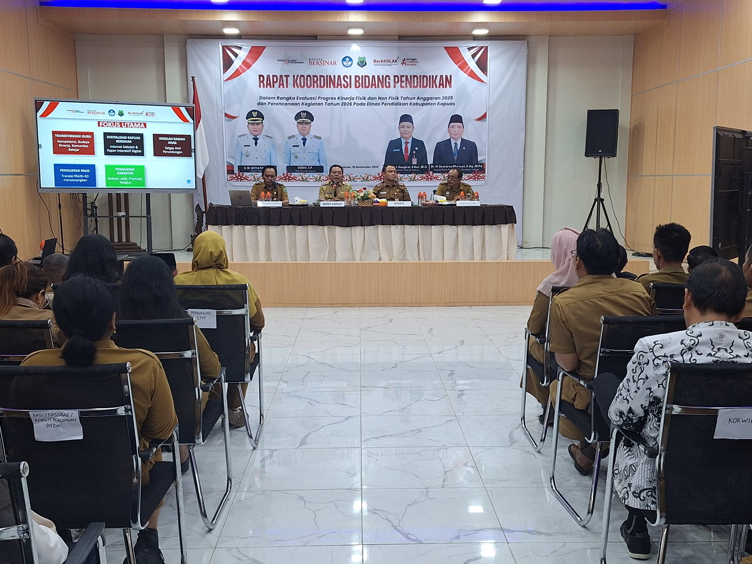 Disdik Komitmen Tingkatkan Pendidikan di Kapuas