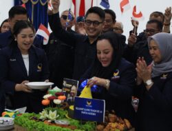 HUT KE-14 PARTAI NASDEM-NasDem Kalteng Gelar Syukuran dan Bagikan Sembako