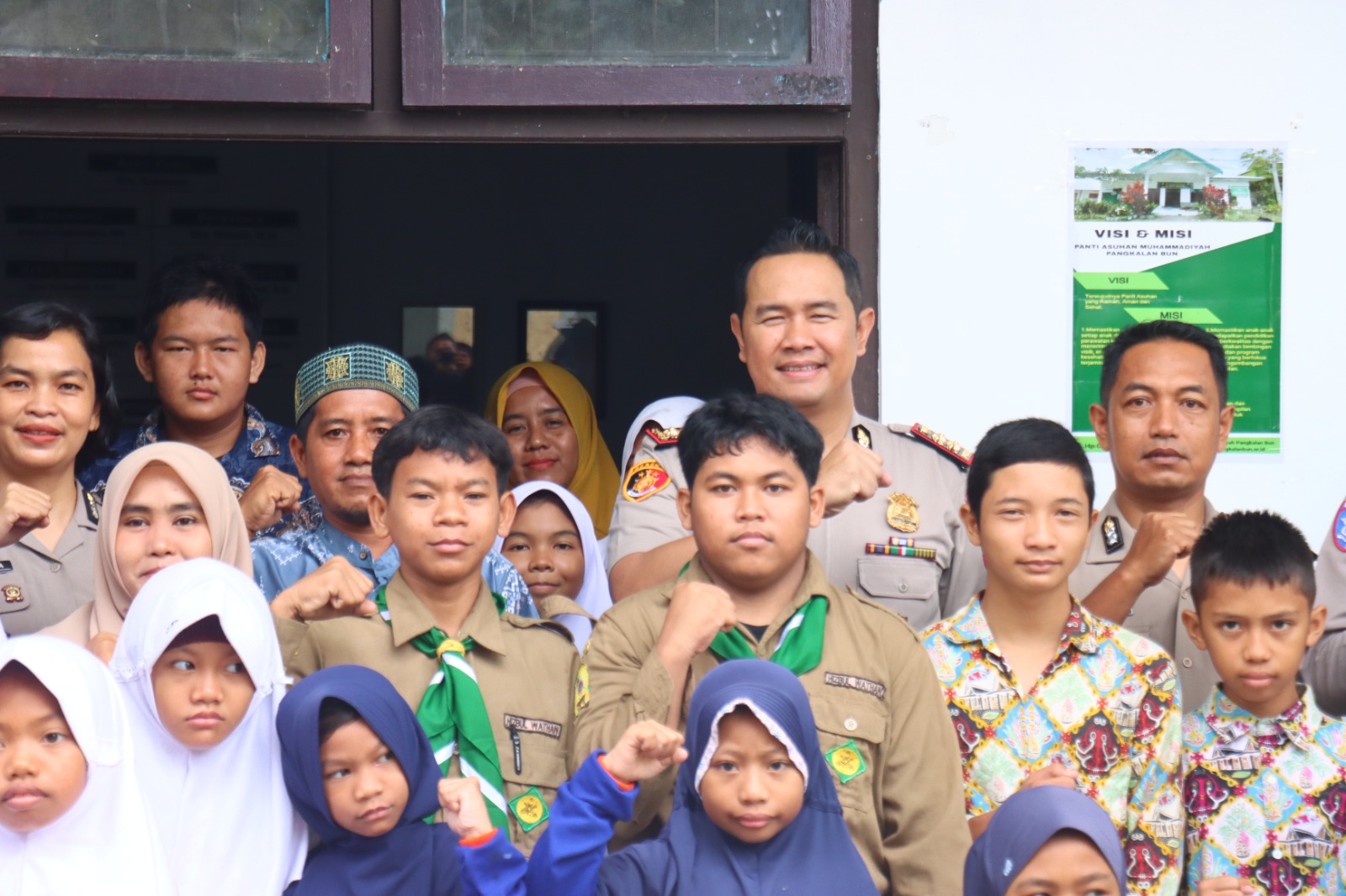 Kapolres Kobar Sambangi Anak Panti Asuhan 