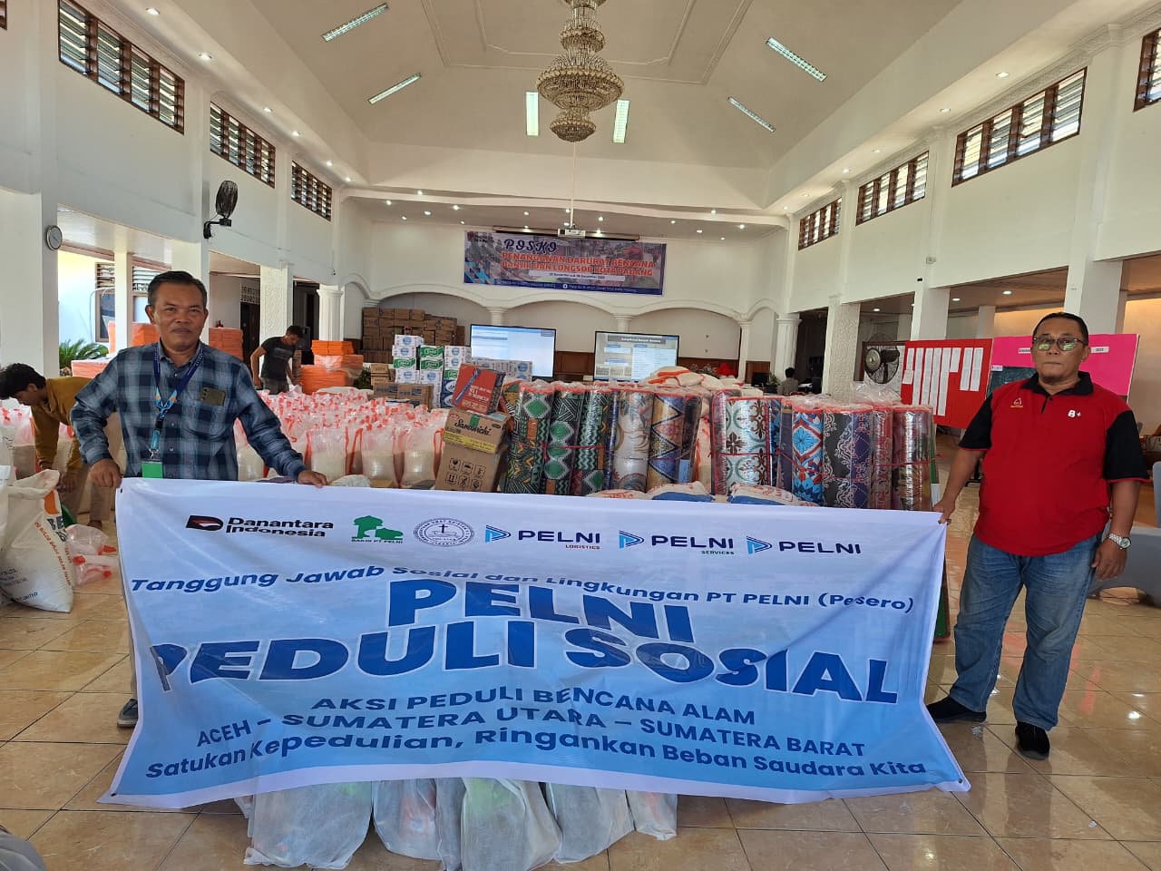 Pelni Salurkan Bantuan Darurat Bagi Korban Banjir Bandang Sumatera Utara Dan Sumatera Barat