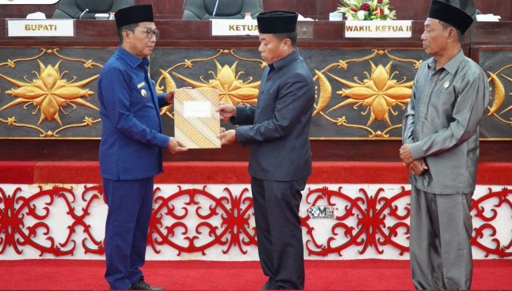 DPRD Terima 2 Raperda dari Pemkab Mura