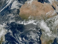 AKTIVITAS ATMOSFER MENINGKAT-BMKG: Waspada Hujan Lebat dan Cuaca Ekstrem di Kalteng