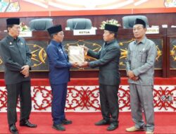 DPRD Terima Penyerahan KUA dan PPAS dari Pemkab