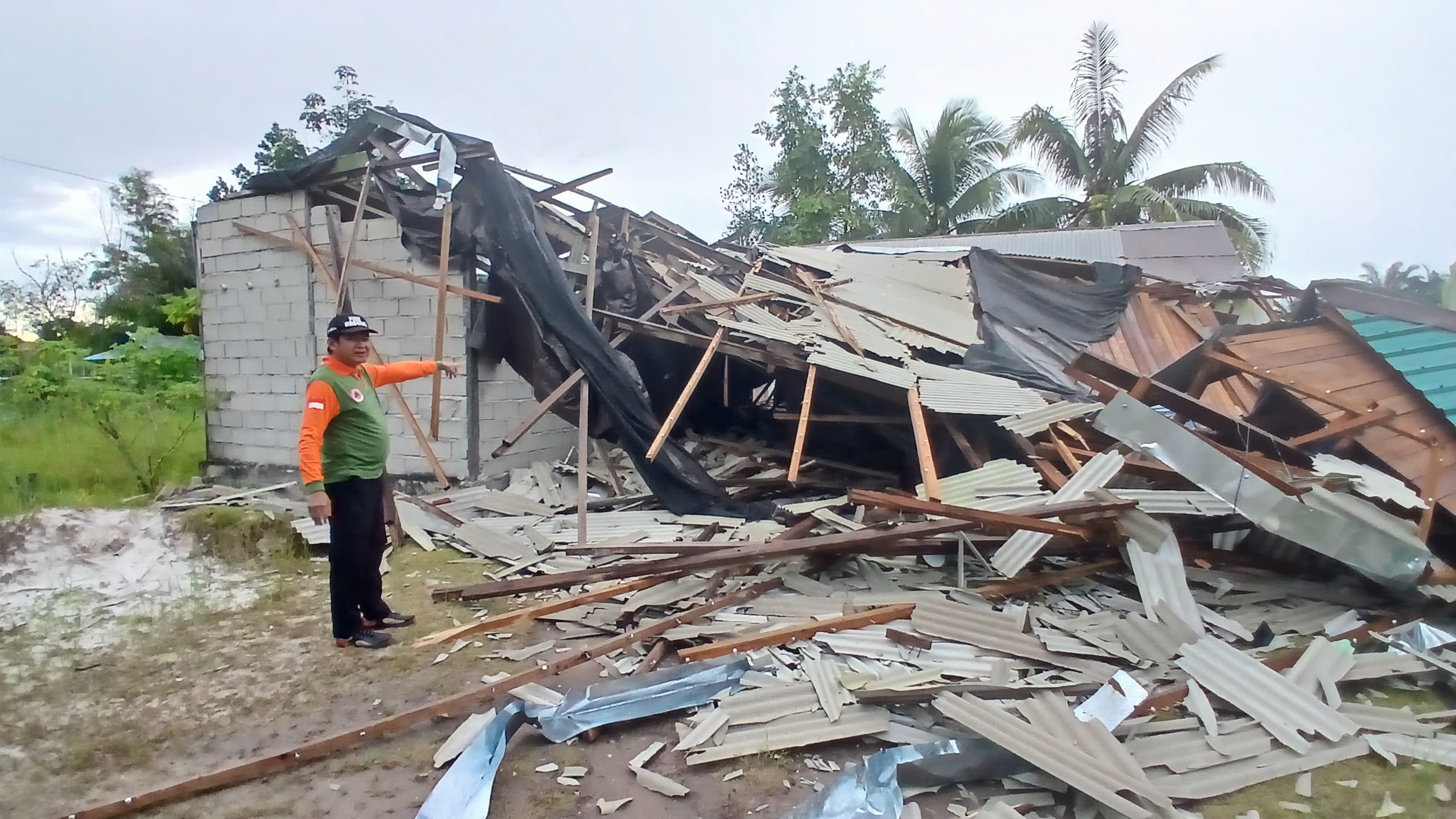 Akibat Angin Kencang, 17 Laporan Pohon Tumbang Hingga Rumah Mengalami Kerusakan Parah