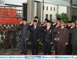 Bupati dan Wabup Mura Apel Kehormatan dan Renungan Suci di TMP Puruk Cahu