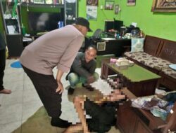 Polsek Sabangau Evakuasi Warga Diduga ODGJ