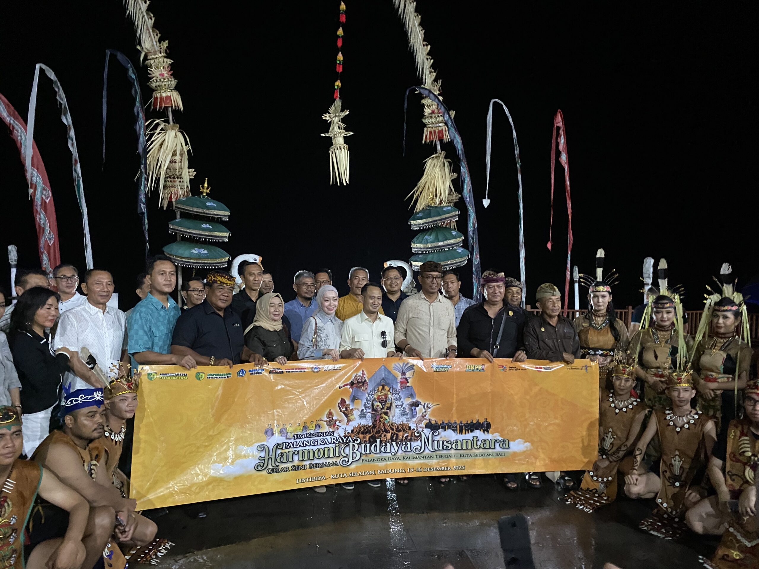 Pesona Budaya Bumi Tambun Bungai Tampil Magis di Pulau Dewata