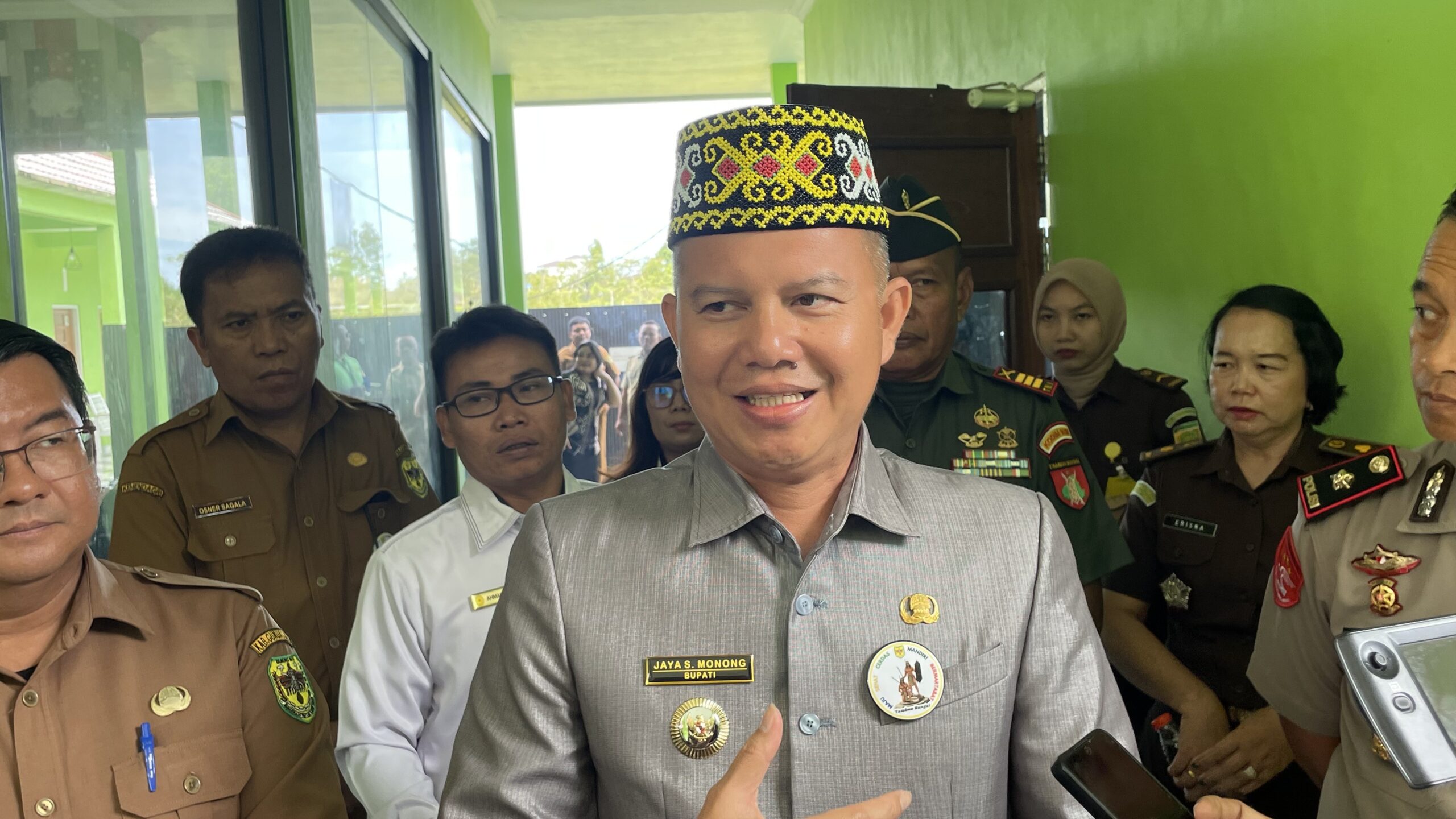 Bupati Jaya Monong Ingatkan ASN Tingkatkan Kinerja dan Pelayanan Publik