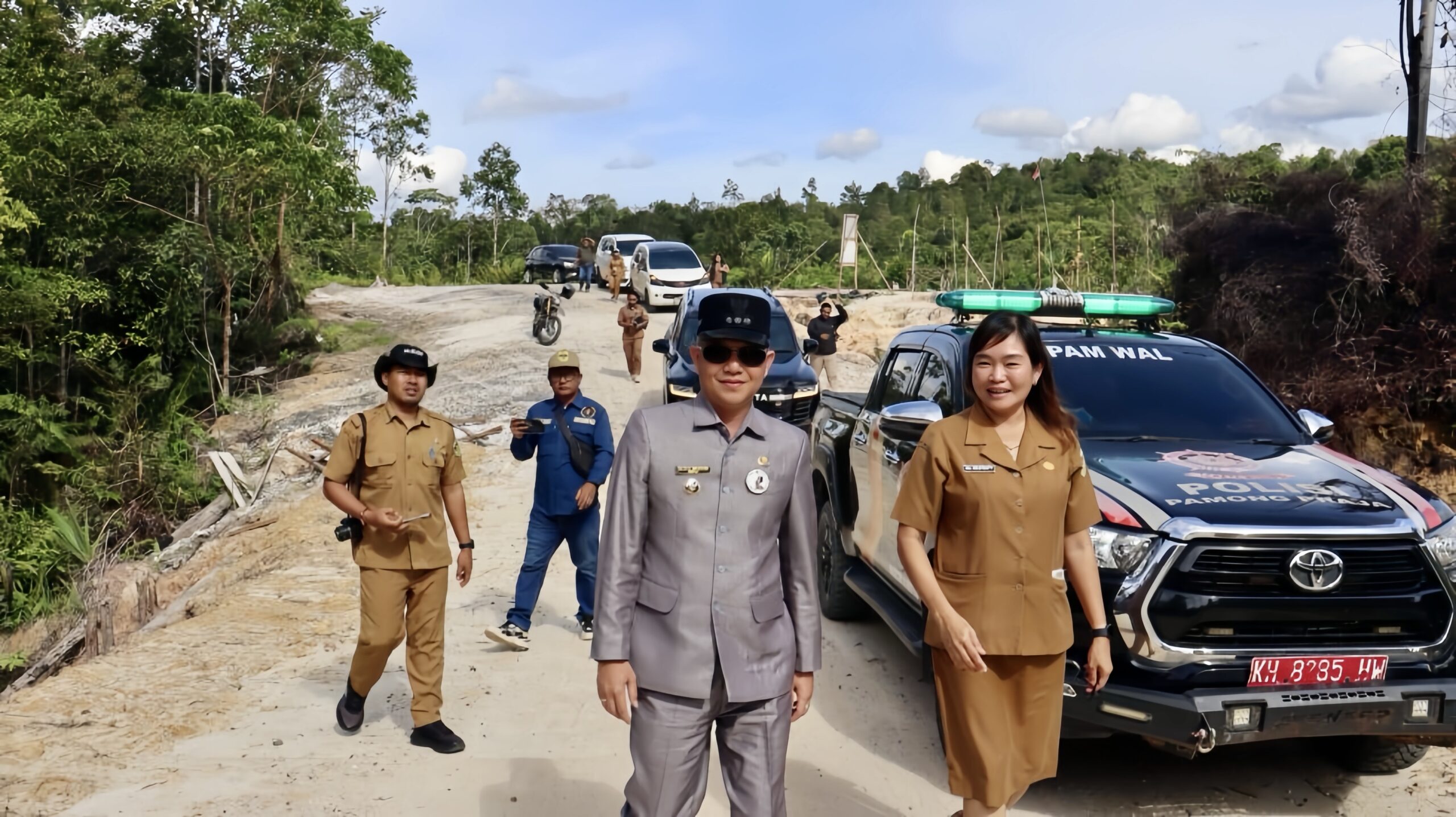 Jaya Monong Tinjau Peningkatan Ruas Jalan Kurun-Sarerangan-Pajangei