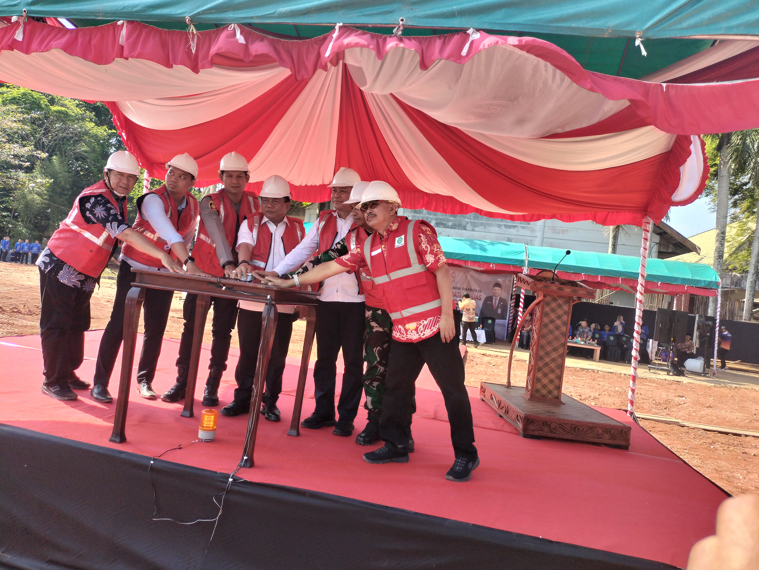 Wiyatno Tekan Tombol, Tanda Dimulainya Pembangunan Aula Kantor Bupati