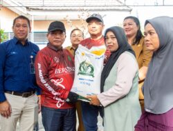 PELUNCURAN BANTUAN PANGAN-Bupati Tekankan Penyaluran Tepat Sasaran