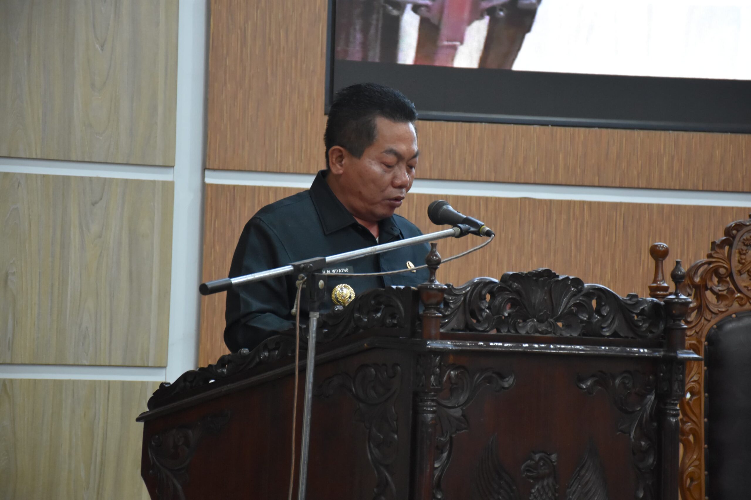 Bupati Sampaikan Jawaban atas Pemandangan Umum Fraksi Pendukung