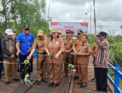 Asisten II Setda Resmikan Jembatan Kelurahan Panamas