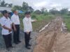Bupati Wiyatno Pastikan Peningkatan Jalan Menuju Batas Kalteng-Kalsel