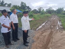 Bupati Wiyatno Pastikan Peningkatan Jalan Menuju Batas Kalteng-Kalsel