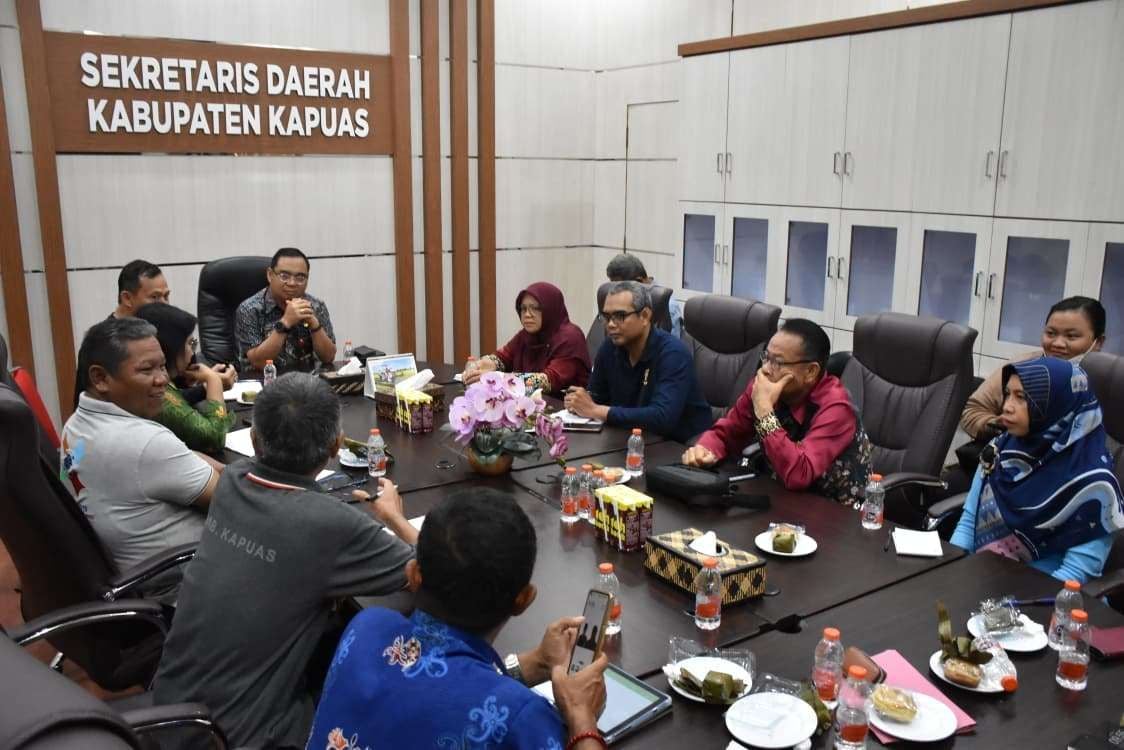 DLHK Bahas Peningkatan Kebersihan dan Penataan Lingkungan