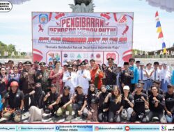 Pengibaran Merah Putih Raksasa Warnai HUT Ke – 80 RI di Murung Raya