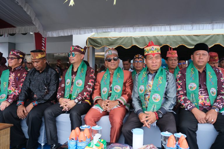 Ketua DPRD Rumiadi Apresiasi Pemkab Mura Berangkatkan Umrah 59 Juara STQ