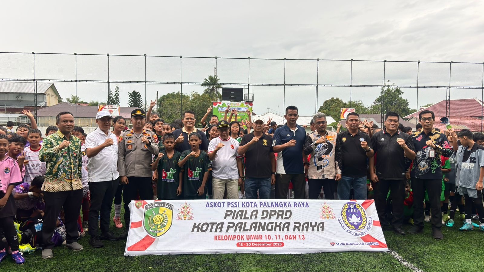TURNAMEN FUTSAL LIGA USIA DINI-Ketua DPRD Subandi Buka DPRD Palangka Raya Cup