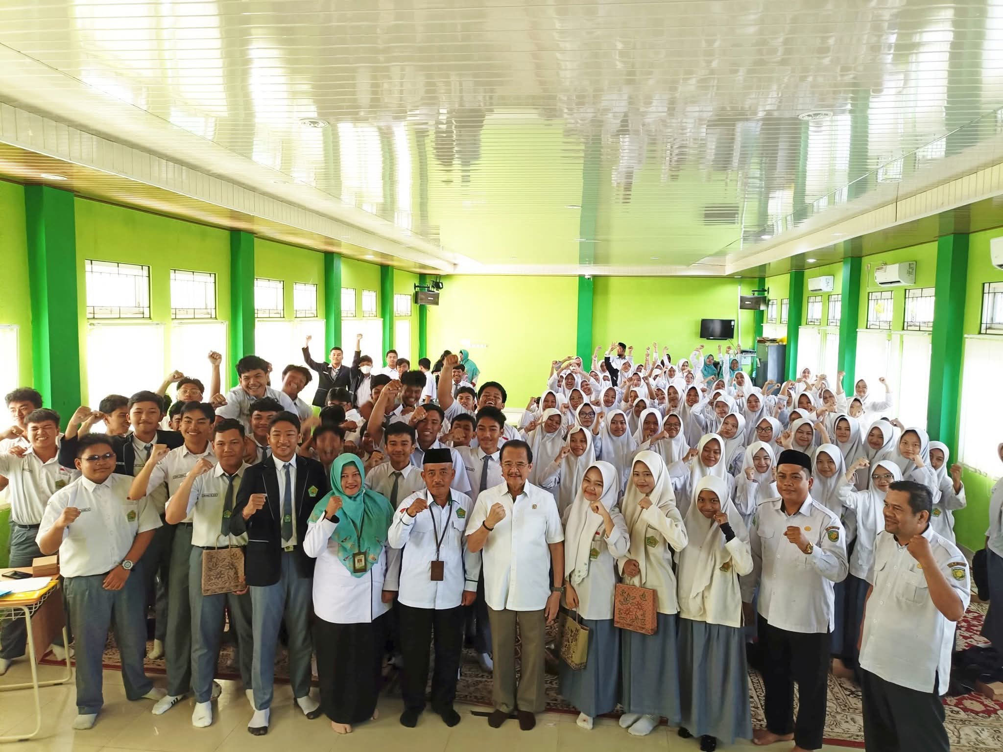 Teras Dukung Sikap Kritis Pelajar Konstruktif, Konstitusional Mengedepankan Kesantunan Demi Kebersamaan