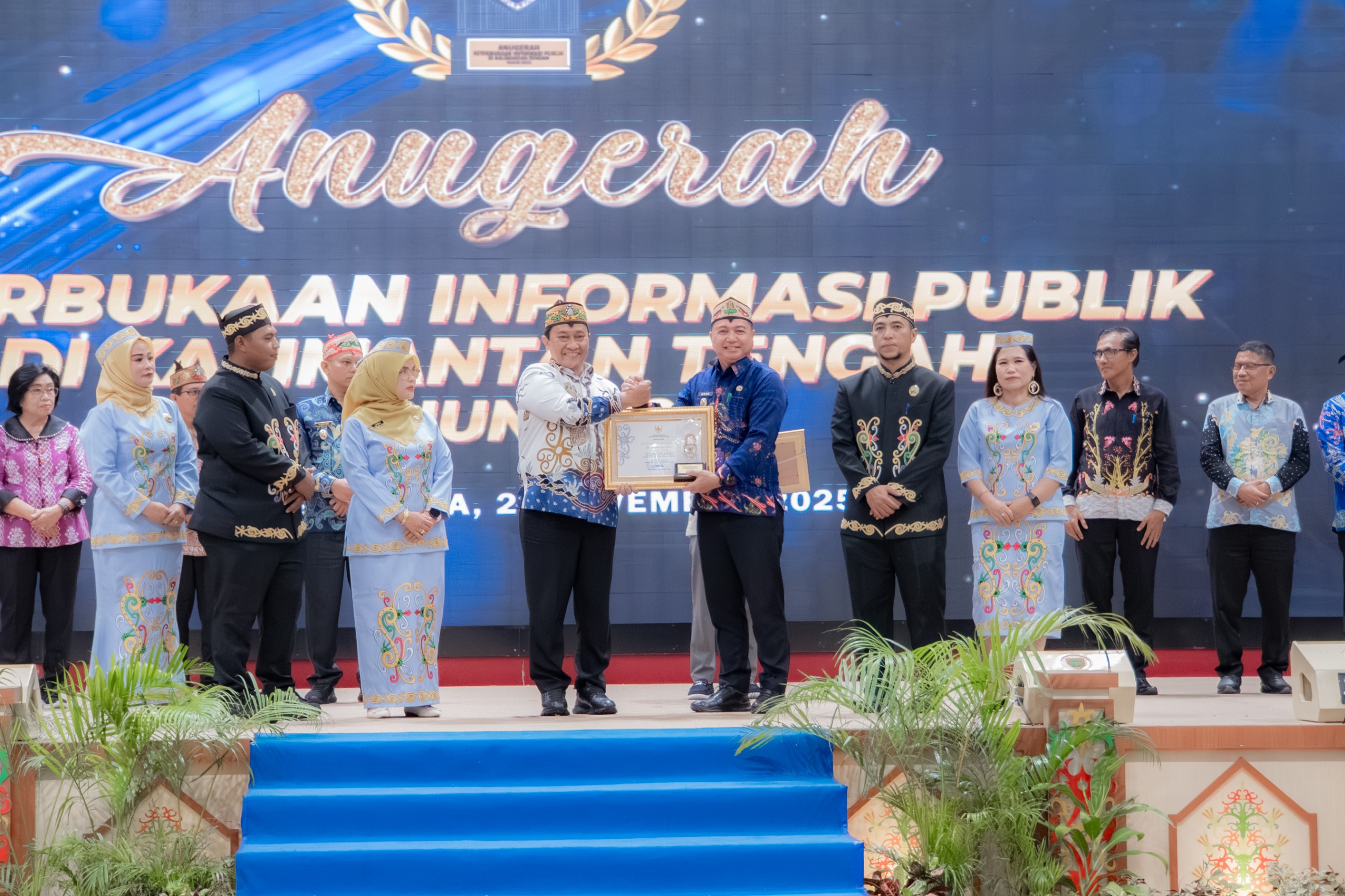 Kapuas Peringkat 2 Kategori Informatif pada Anugerah KIP 2025