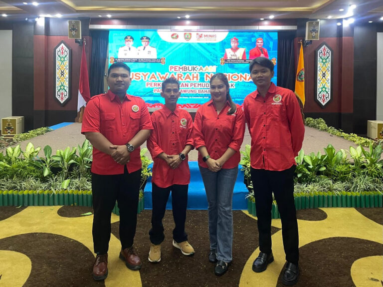 DPD PERPEDAYAK KAB.GUMAS SAMPAIKAN PESAN NATAL DAN TAHUN BARU DPD PERPEDAYAK KAB.GUMAS SAMPAIKAN PESAN NATAL DAN TAHUN BARU