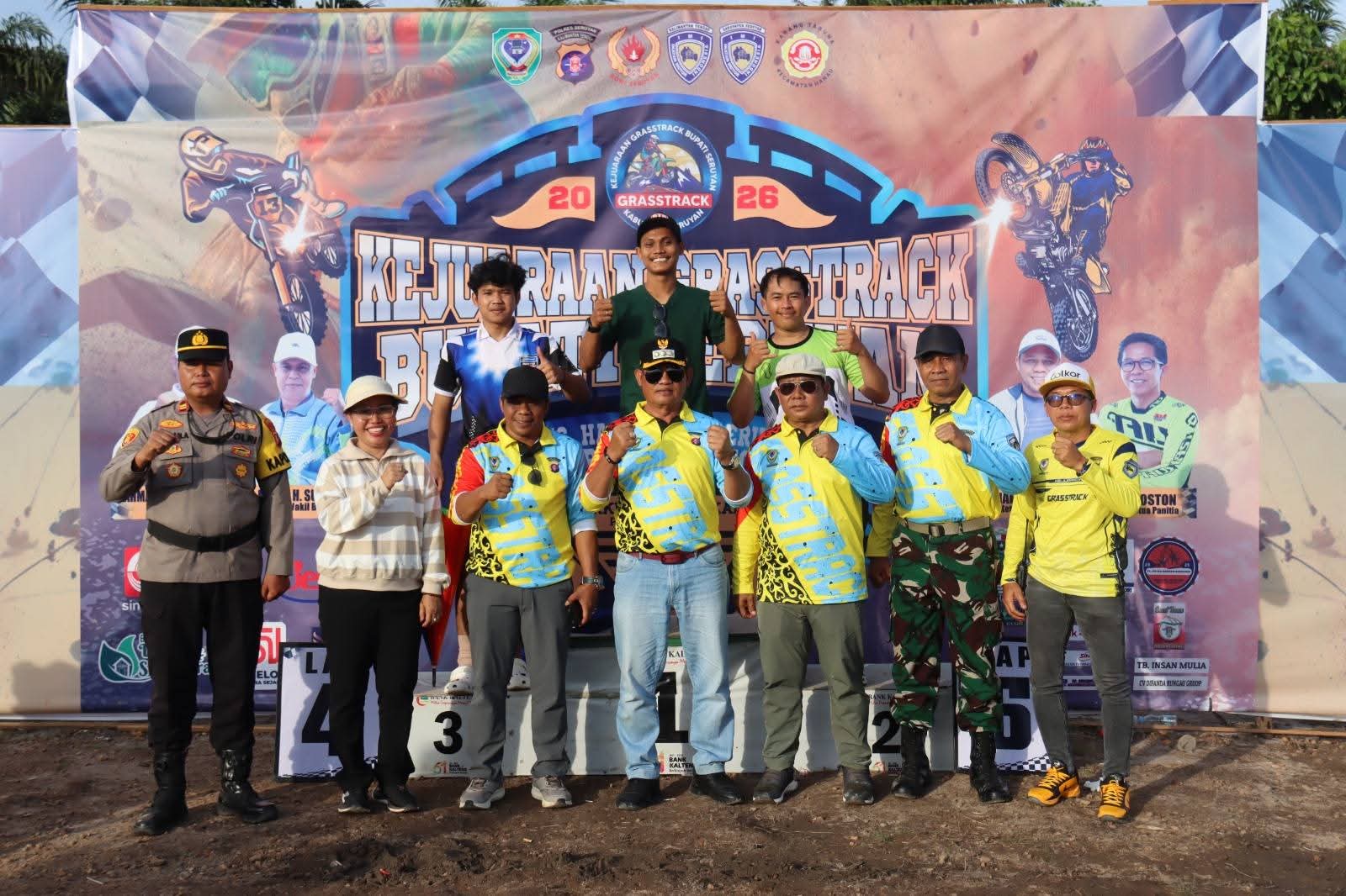 Kejuaraan Grasstrack Bupati Seruyan 2026 Dipadati Ribuan Penonton