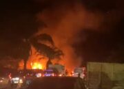 Warung BBM di Jalur Sampit–Pangkalan Bun Terbakar, 2 Mobil Ikut Hangus