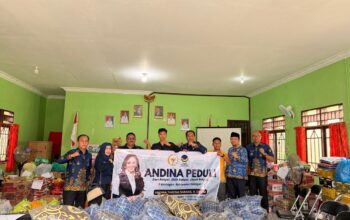 Andina Narang Bantu Korban Kebakaran Kasongan Andina Narang Bantu Korban Kebakaran Kasongan