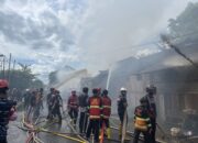 9 Bangunan Terbakar di Jalan Christophel Mihing, Kerugian Capai Ratusan Juta Rupiah