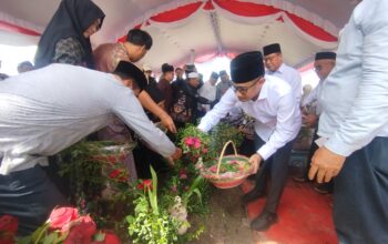 Pemko Lepas Haru Kepergian Mofit Saptono Subagio Pemko Lepas Haru Kepergian Mofit Saptono Subagio