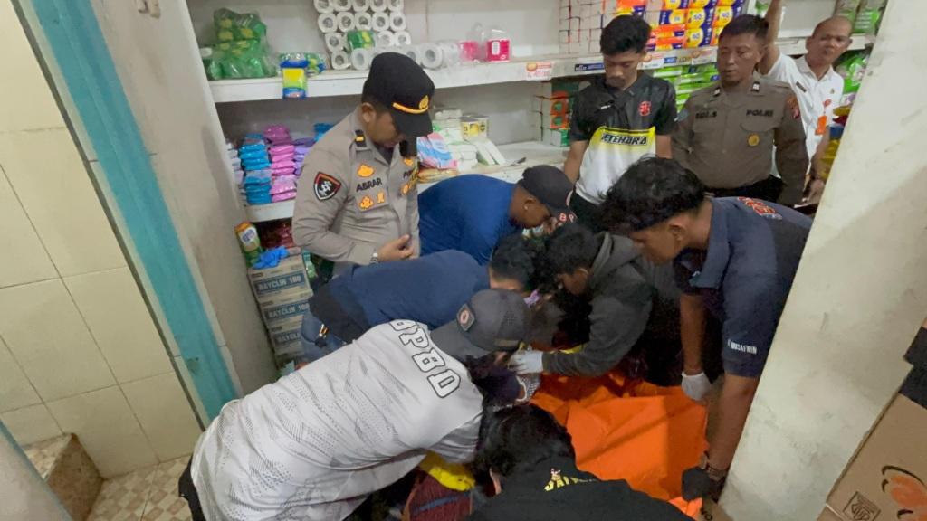 Sopir Angkutan Barang Tewas di Dalam Toilet Toko Sembako