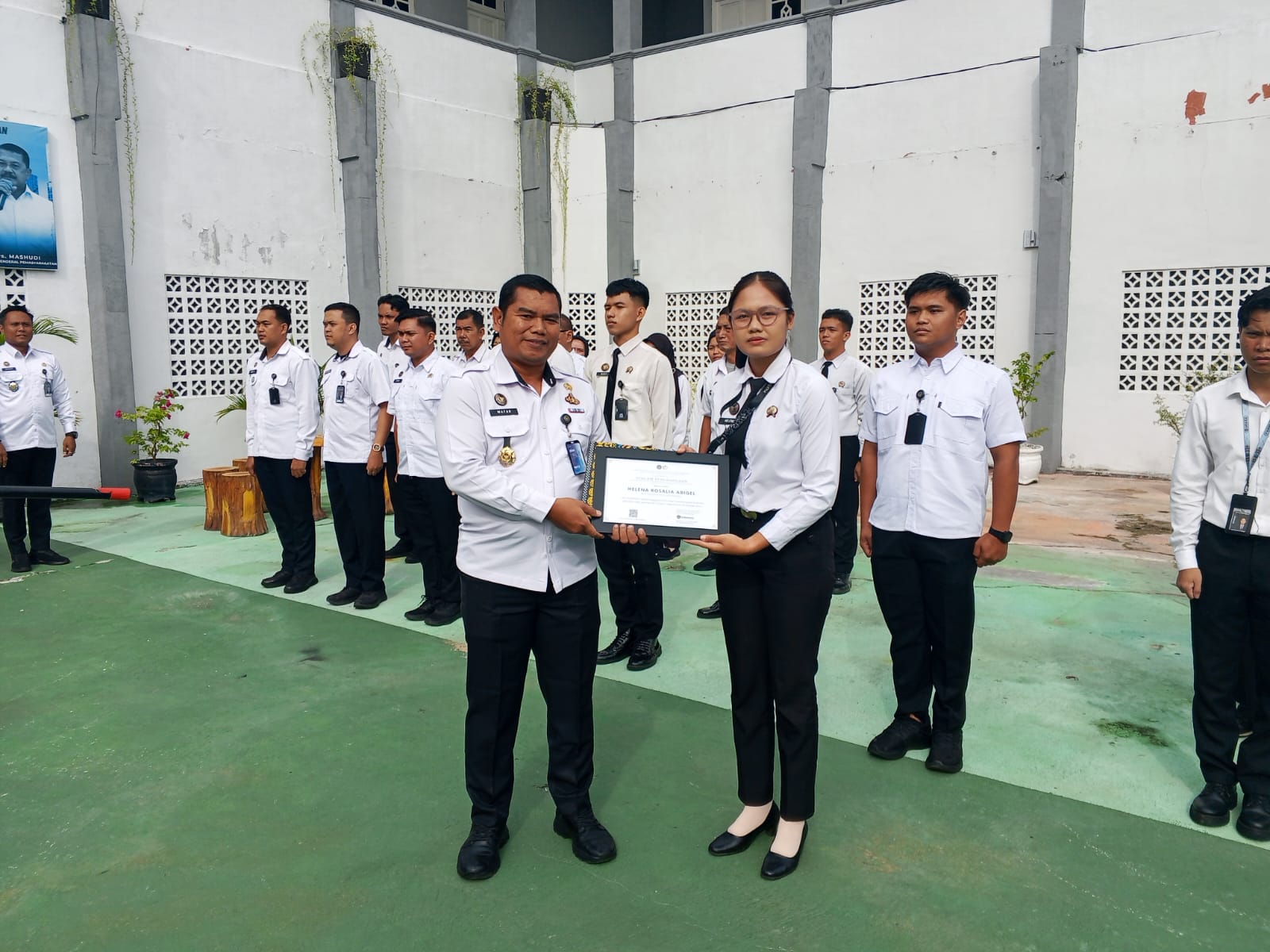 Pegawai Rutan Palangka Raya Diganjar Penghargaan Setelah Gagalkan Penyelundupan Sabu