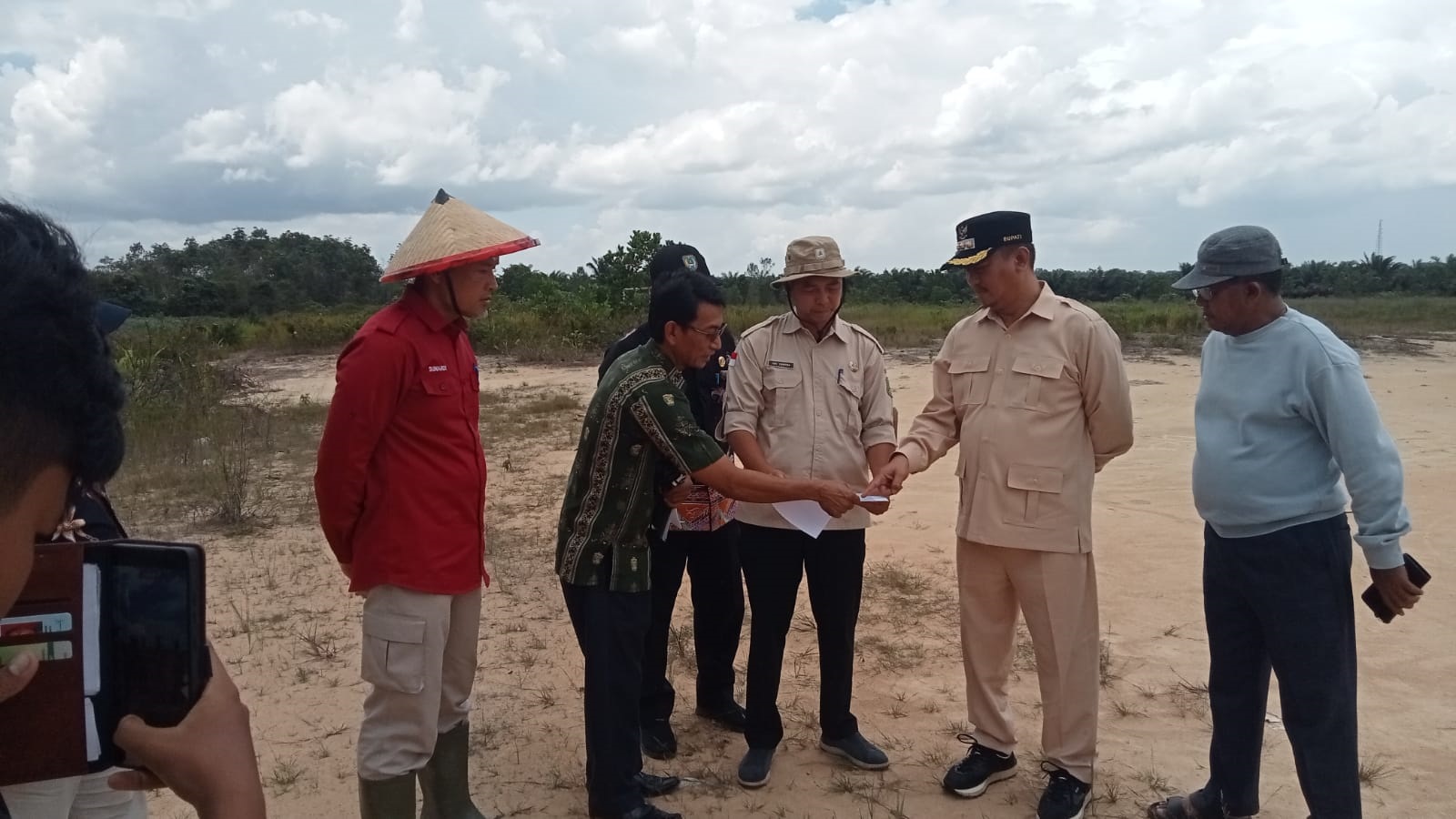 Bupati Masduki Tinjau Lokasi Pembangunan Sekolah Rakyat