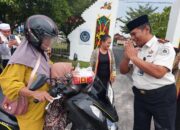 Rutan Palangka Raya Bagikan 100 Takjil