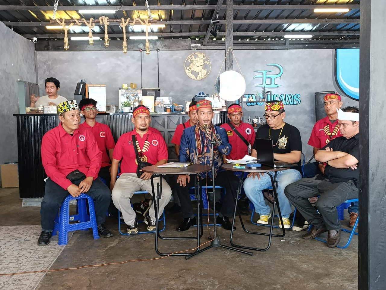 Tentara Lawung Adat Mandau Talawang Ancam Lapor Balik Ketua DPRD Kotim