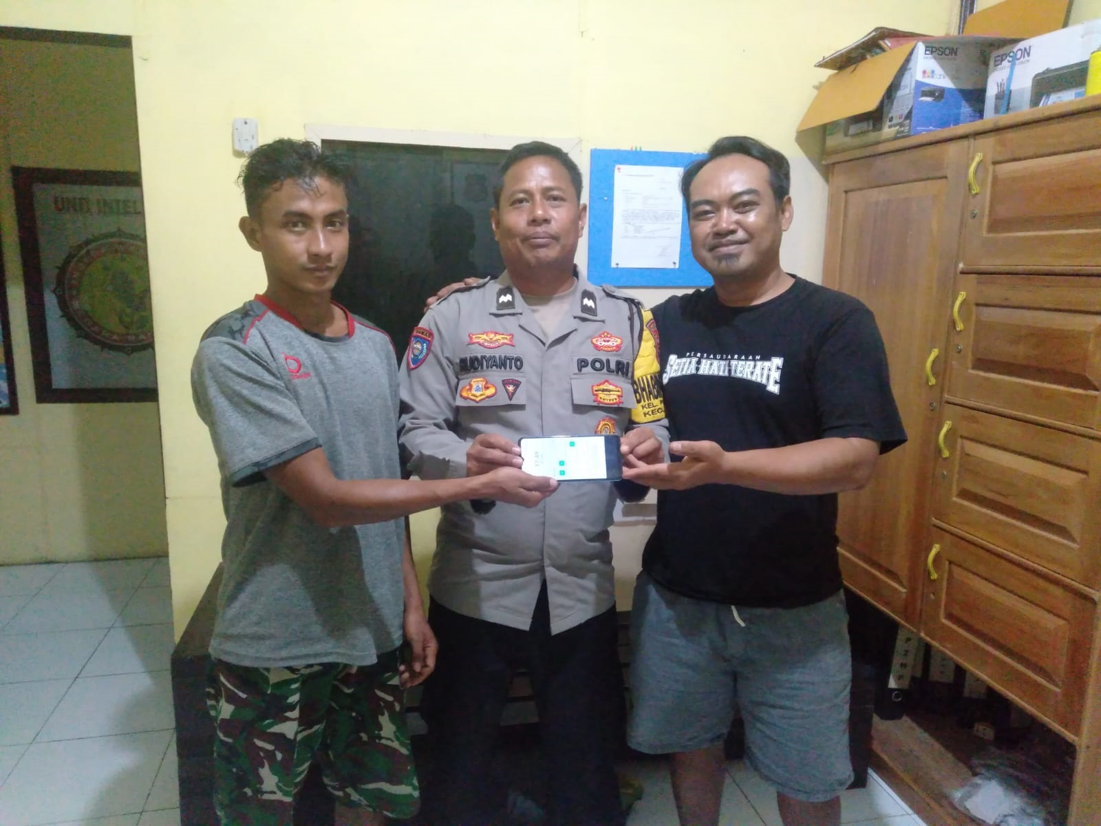 Polsek Rakumpit Mediasi Perselisihan 2 Sahabat