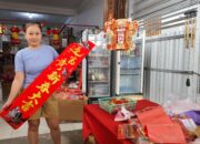 Pengusaha Pernak-pernik Imlek Alami Penurunan Omzet 