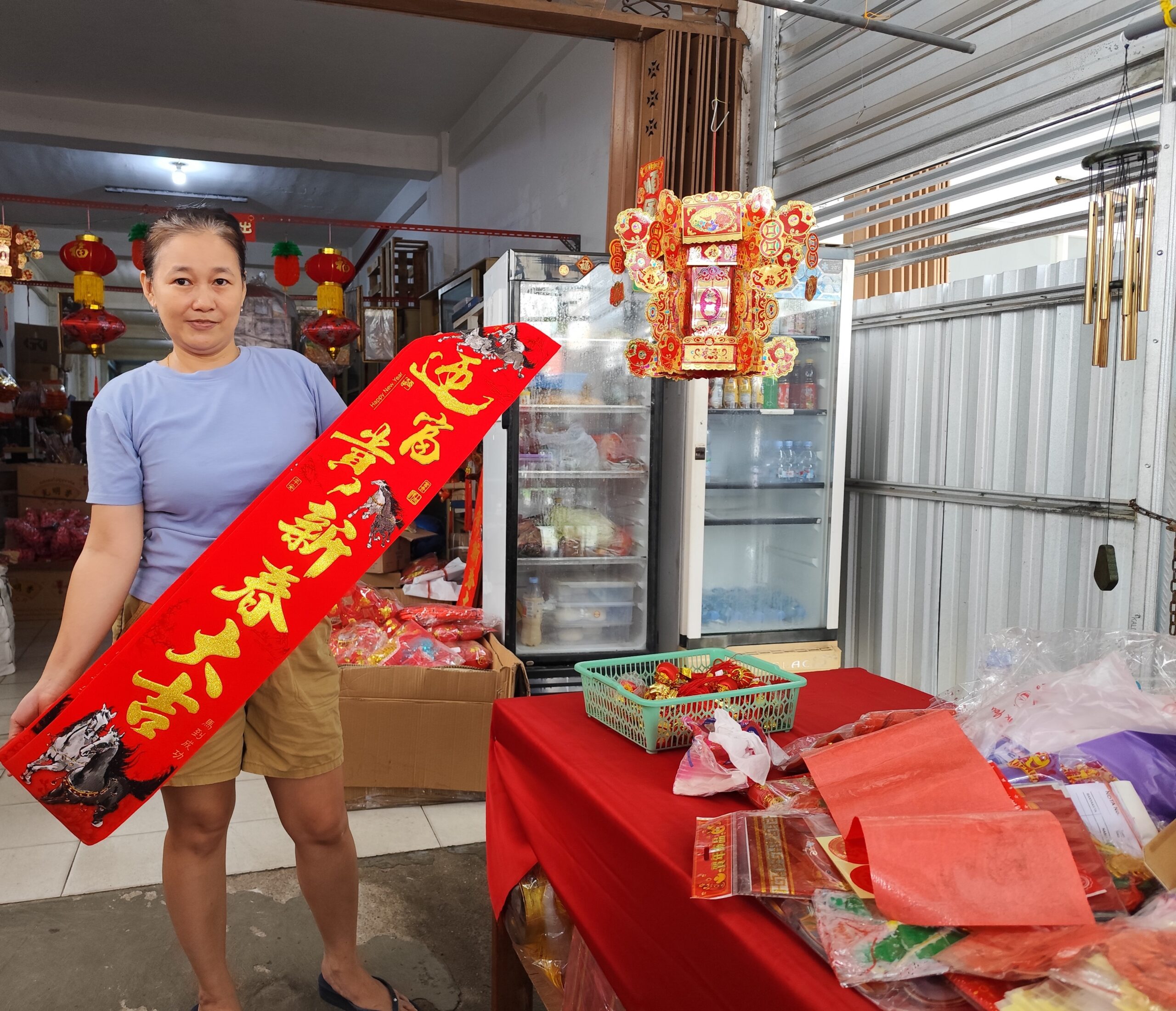 Pengusaha Pernak-pernik Imlek Alami Penurunan Omzet 