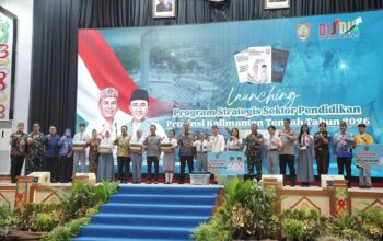 Pemprov Kalteng Distribusikan Puluhan Ribu Seragam dan Sepatu Sekolah bagi Siswa SMA/SMK/SKH Gratis
