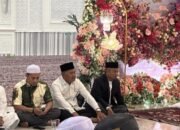 Anggota DPRD Barut Berbaur Hadiri Pernikahan Warga