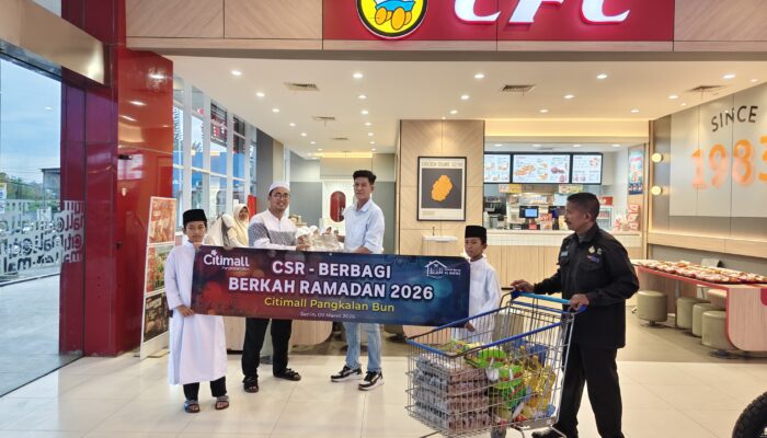CITIMALL PANGKALAN BUN AJAK ANAK YATIM PIATU BERBUKA BERSAMA SERTA PEMBAGIAN PAKET SEMBAKO