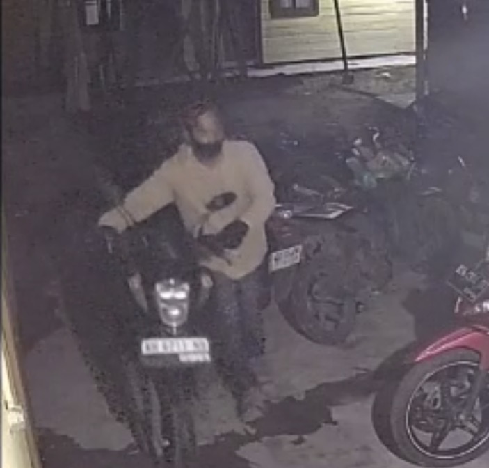 Motor Mahasiswi Lenyap Digondol Maling