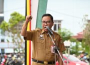 Siapa Pengganti Sekda Leonard S Ampung?